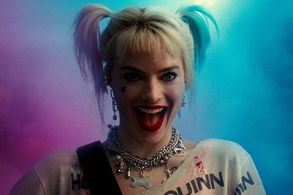 Margot Robbie fala sobre as roupas da Arlequina em Esquadrão Suicida