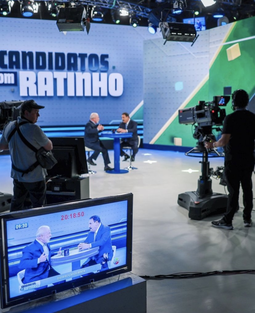 Bastidores do programa Candidatos com Ratinho. (Foto: Reprodução/Portal R7)