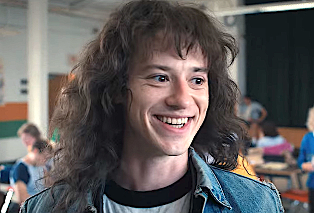 Stranger Things  Joseph Quinn e Jamie Campell chegam ao Brasil para  encontro com os fãs