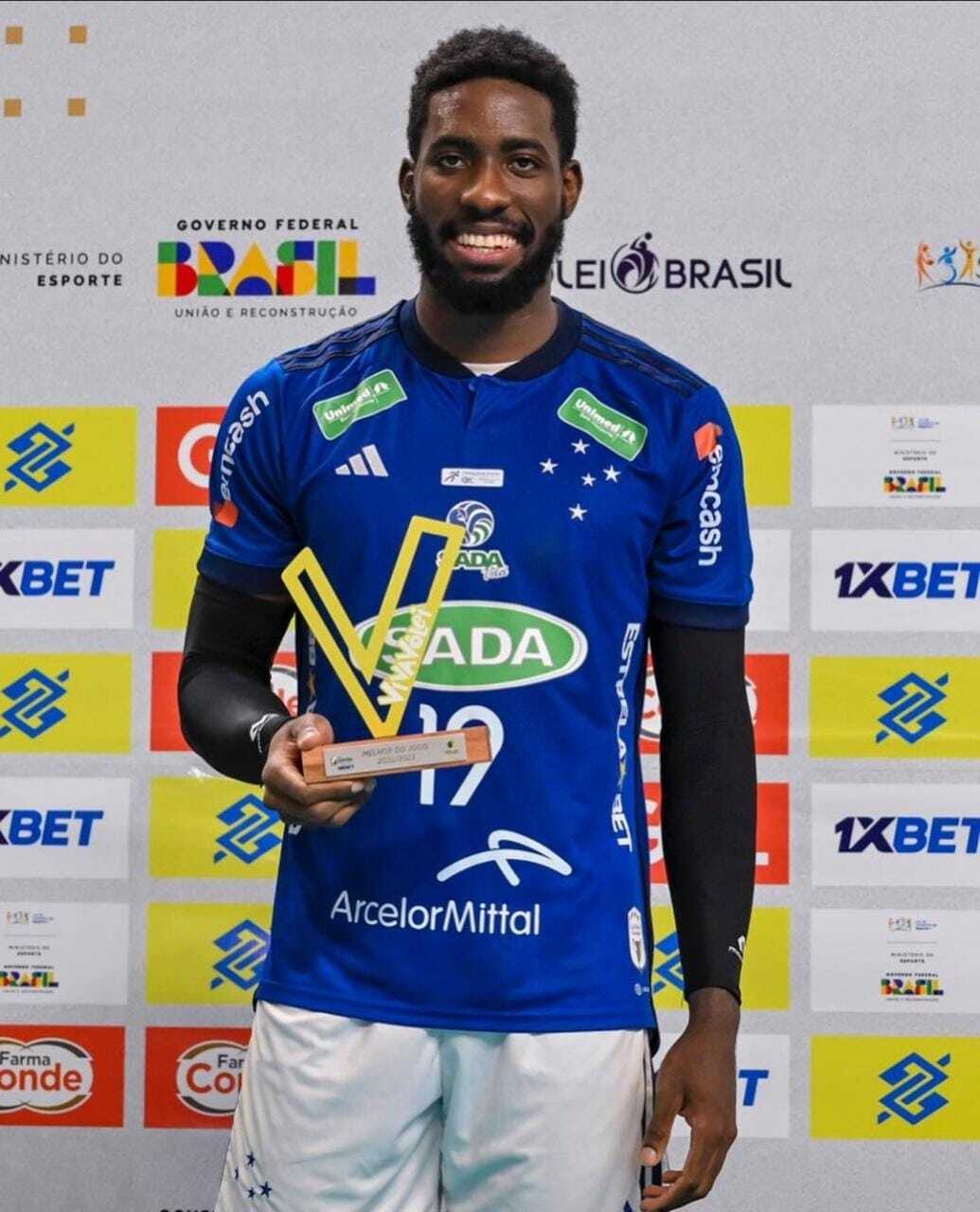 CRUZEIRO FOI CAMPEÃO! de vôlei : r/futebol