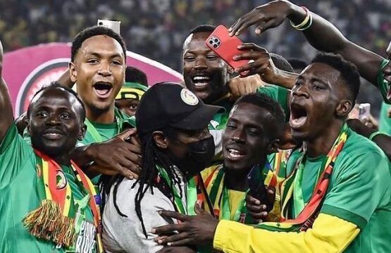 Sadio Mané é eleito o melhor jogador africano da temporada 2021/22
