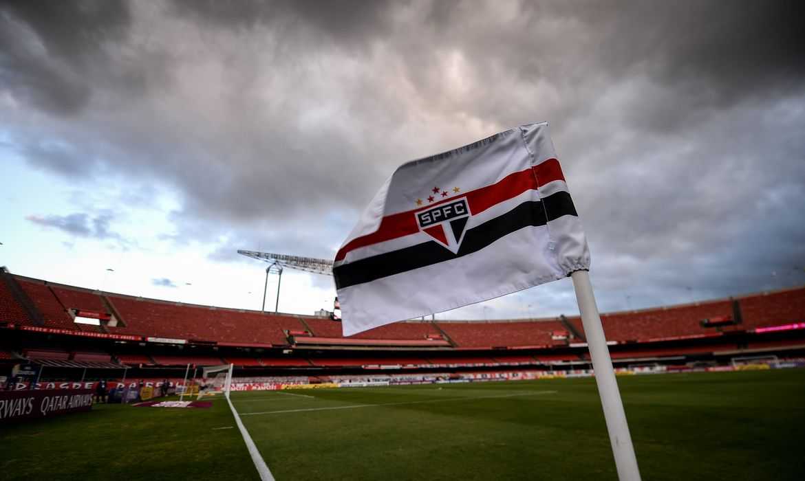 São Paulo x São Bernardo: escalação, desfalques e mais do jogo pela  semifinal do Campeonato Paulista 2022