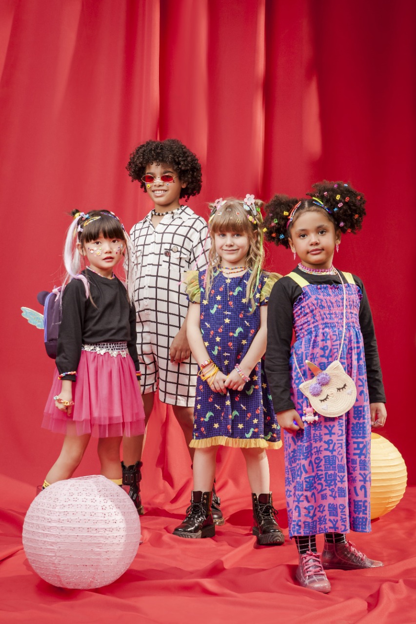 Campanha da nova linha de roupas infantil da Sabrina Sato, a 'Sato Kids' (Foto: Villy Ribeiro)