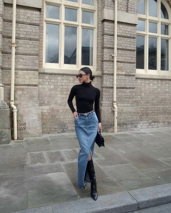 Saia jeans longa ganha espaço no closet de fashionistas (Foto:Reprodução/Pinterest) Lorena Bueri