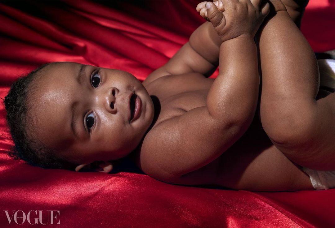 O primeiro filho de Rihanna, fruto da relação com A$AP Rocky. Foto: Reprodução/Instagram/@badgalriri Lorena Bueri