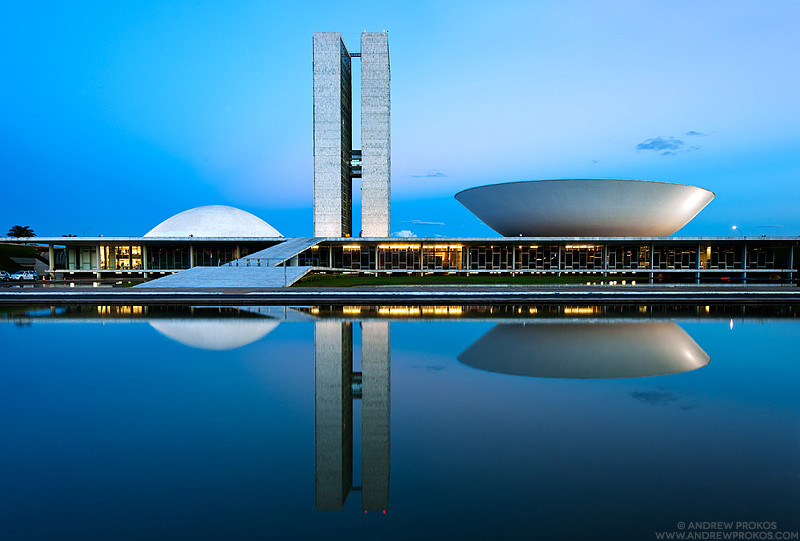 Oscar Niemeyer, arquitetos no Brasil, Niemeyer
