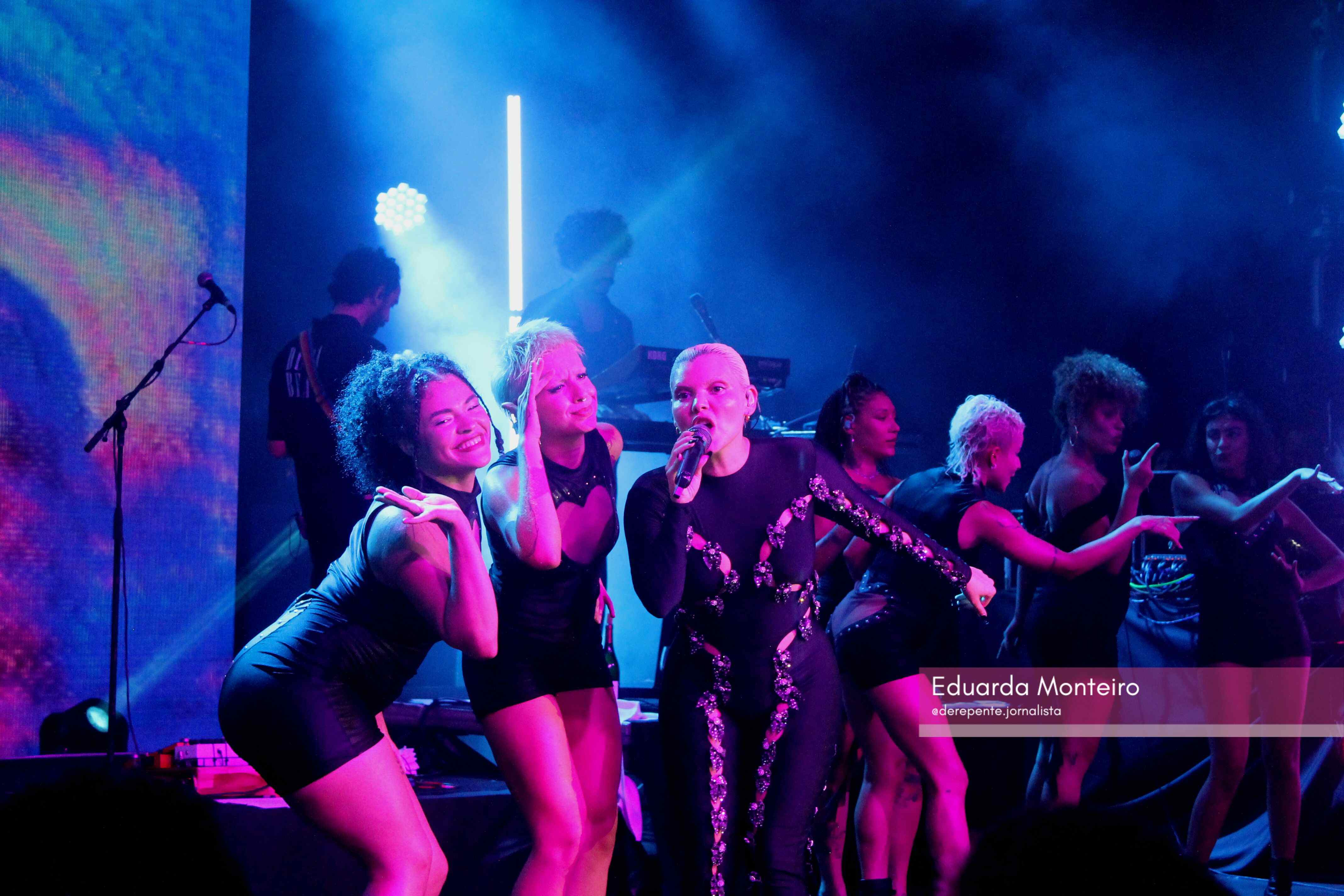 Duda Beat e suas bailarinas no Tim Music Noites Cariocas (Foto: Eduarda Monteiro) Lorena Bueri