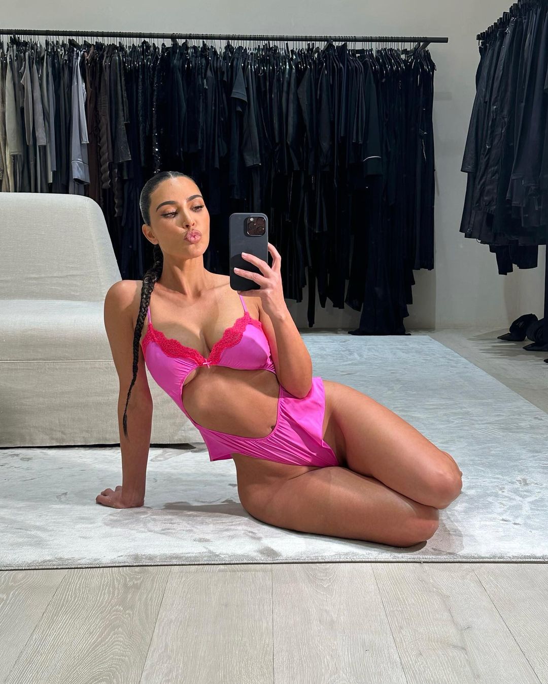 Kim Kardashian faz o tratamento Morpheus, que queima gordura