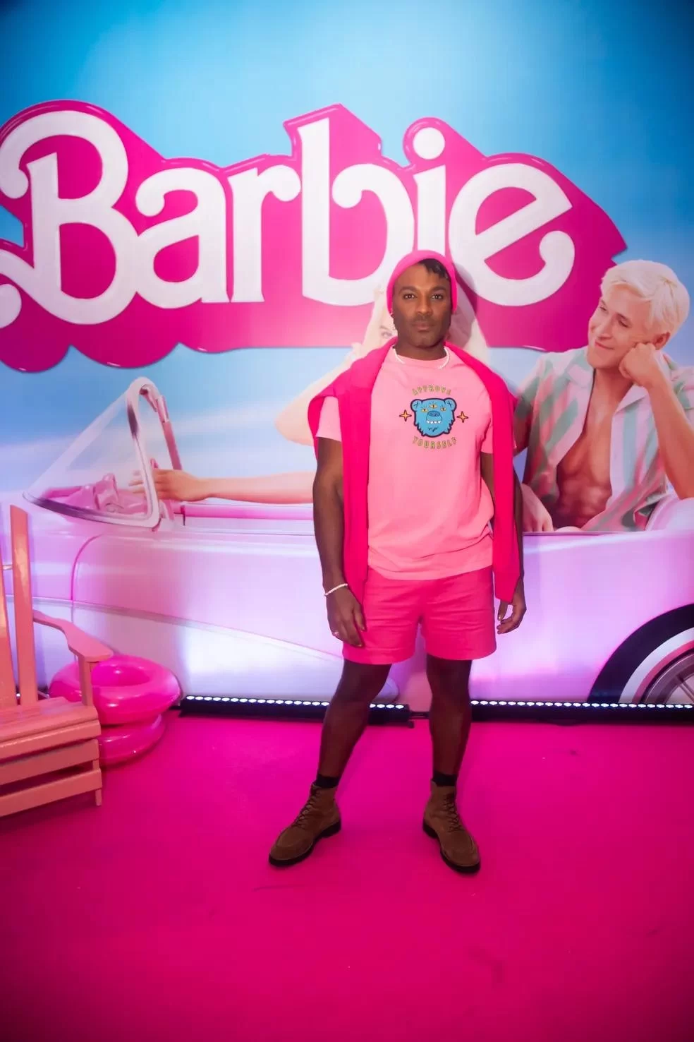 Prontíssima pro lançamento de Barbie o filme! Fiz o vestido que a