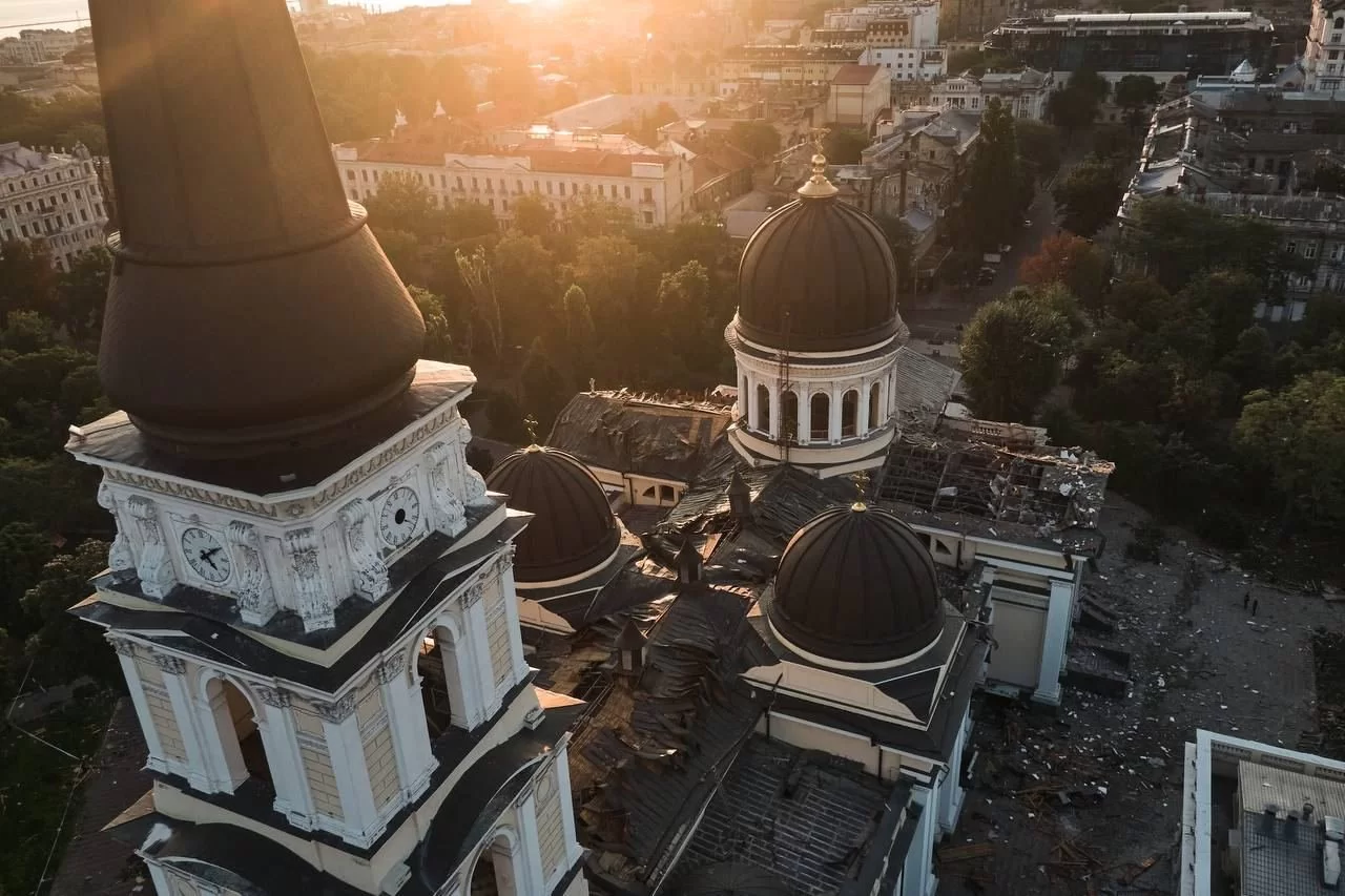Catedral da Transfiguração em Odessa destruída