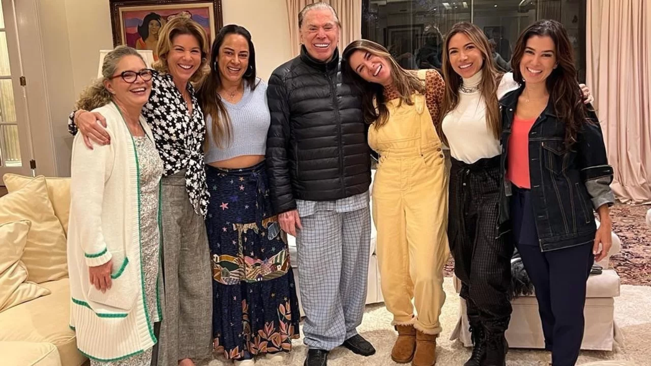 Silvia Abravanel, segunda filha de Silvio Santos, parou de seguir suas outras cinco irmãs no Instagram