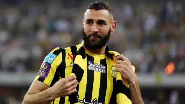 Salah aceita proposta de time de Benzema na Arábia Saudita, diz TV