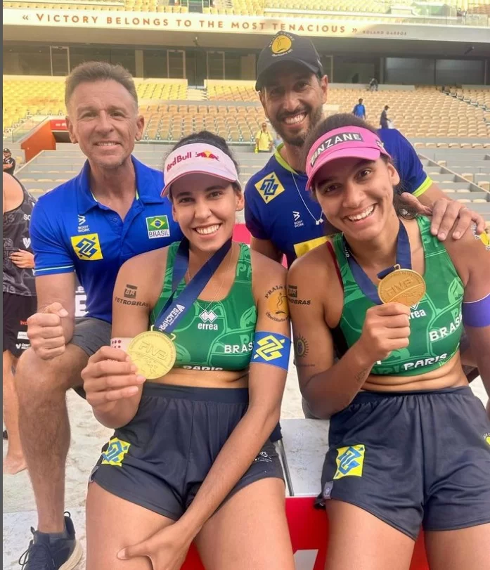 Brasil é campeão mundial de vôlei de praia com Duda e Ana Patrícia