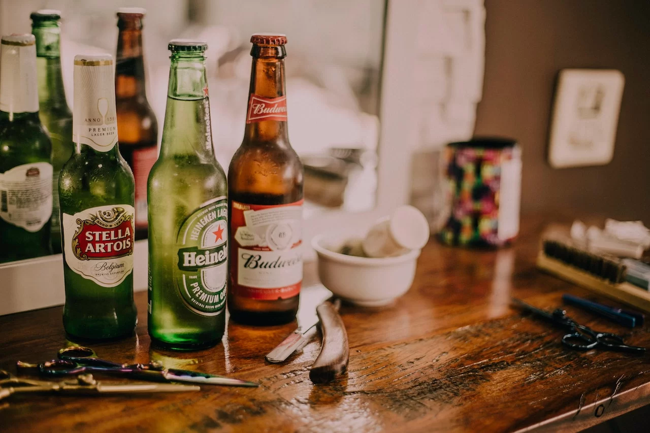 Diferentes marcas de cervejas