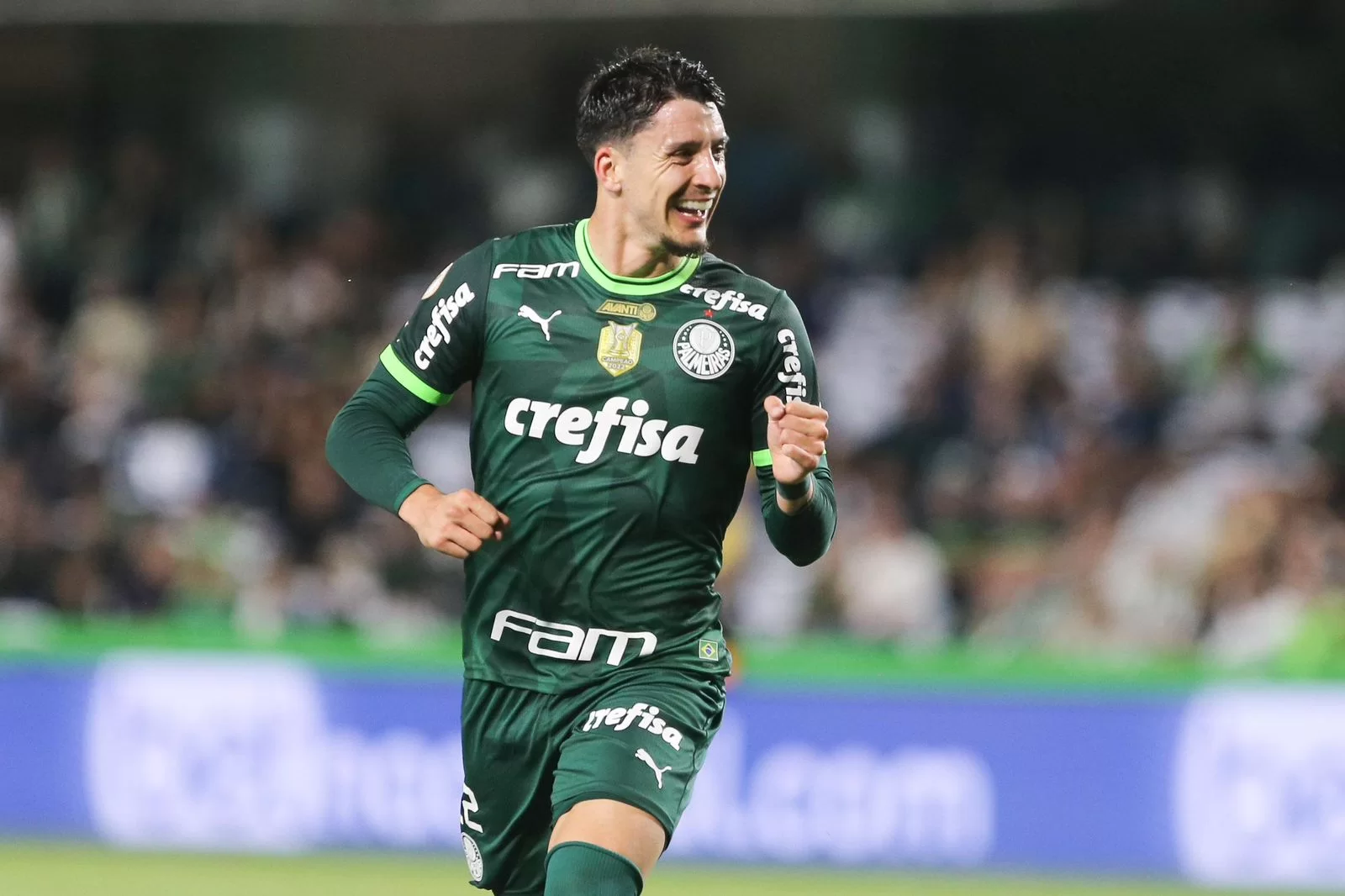 Palmeiras vence o Coritiba e encerra série de quatro jogos com