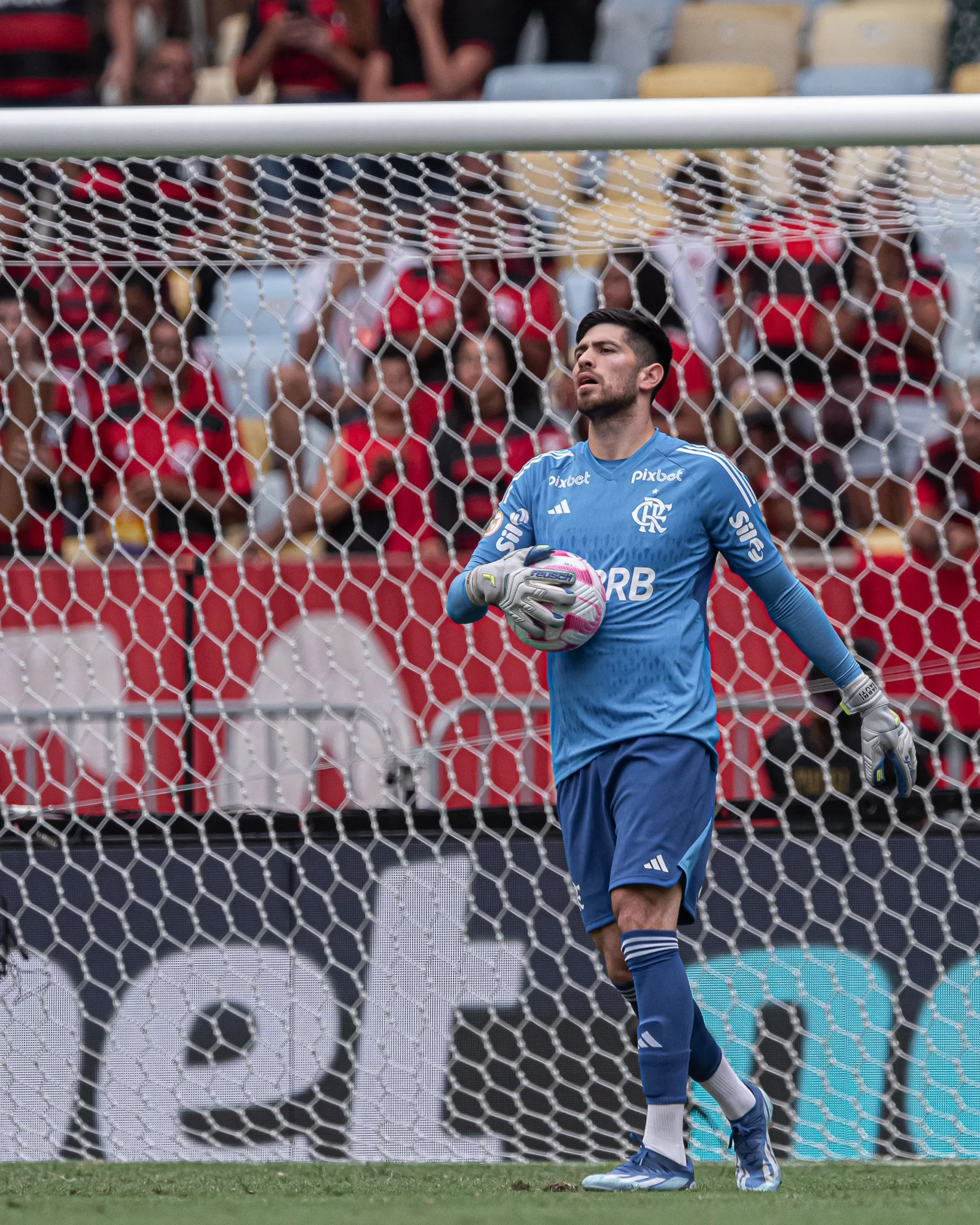 Rossi, goleiro do Flamengo