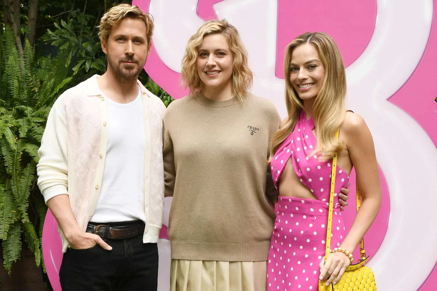 Ryan Gosling, Greta Gerwig e Margot Robbie no set de Barbie