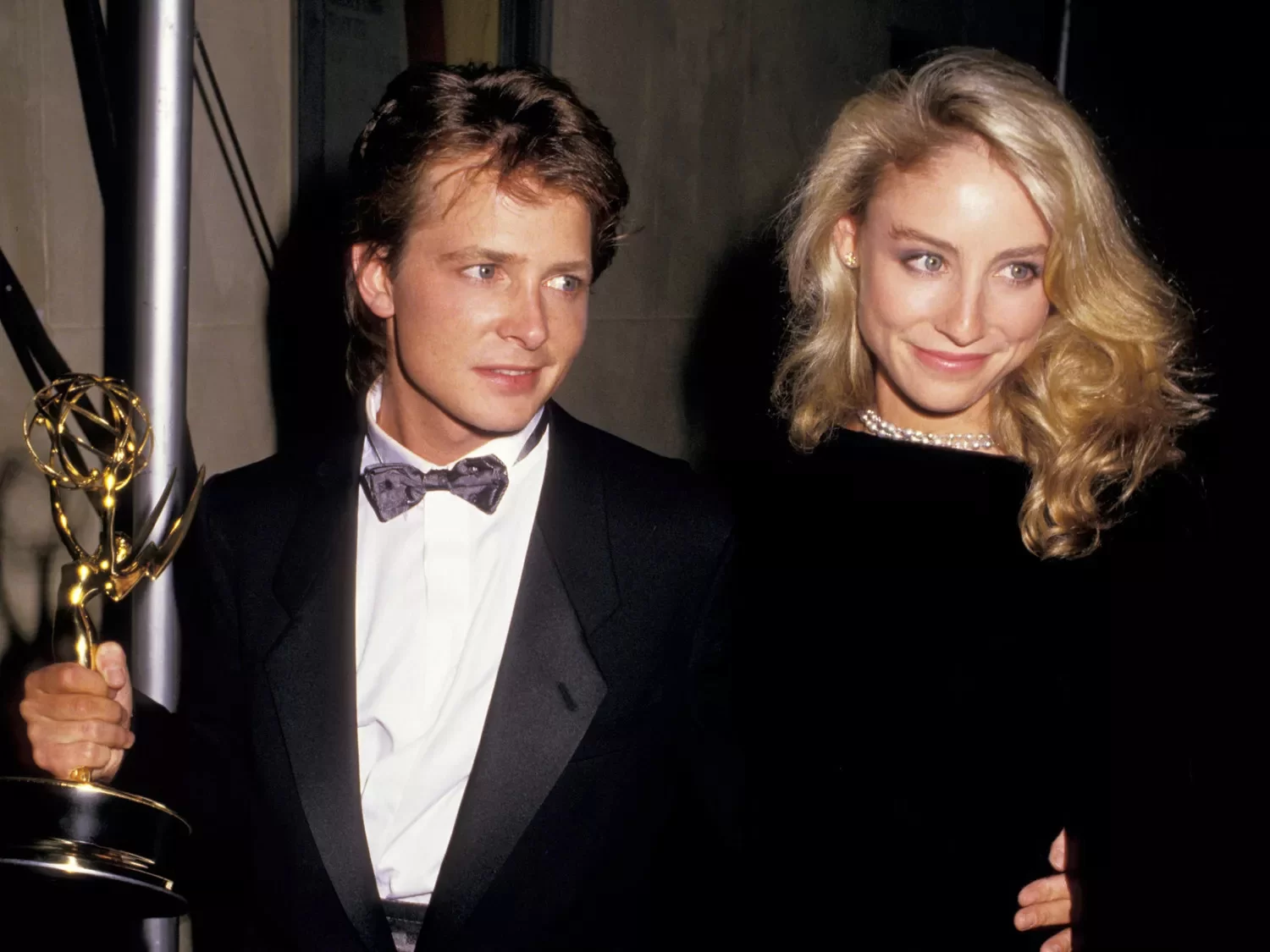 Michael J. Fox e Tracy Pollan no Emmy Awards, em 1987