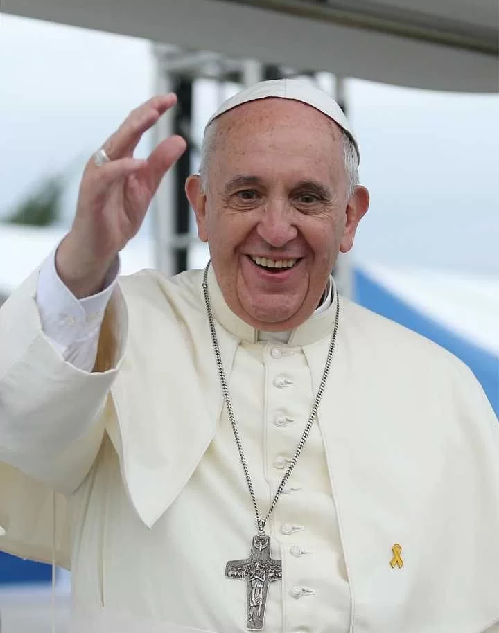 Papa Francisco diz que não quer ser enterrado no Vaticano, Mundo