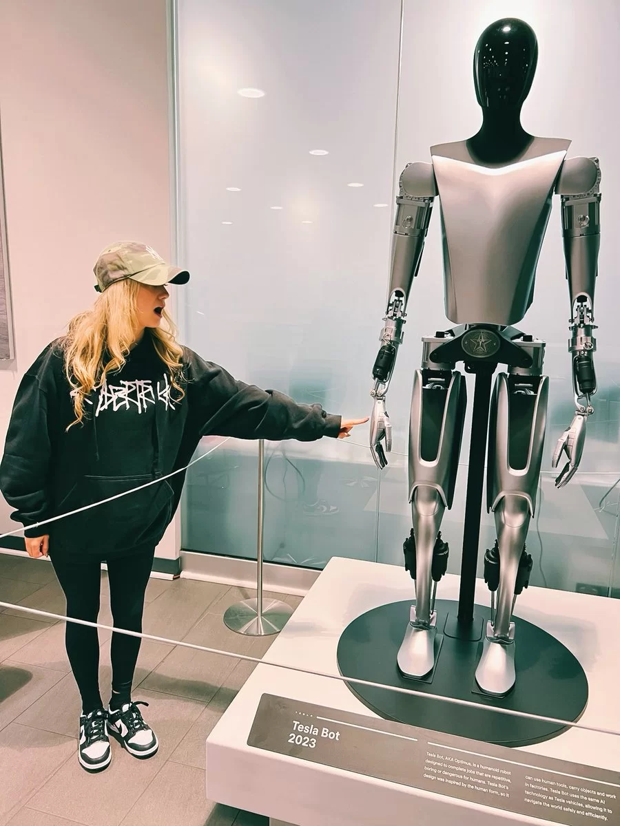 Robô humanoide Tesla Optimus