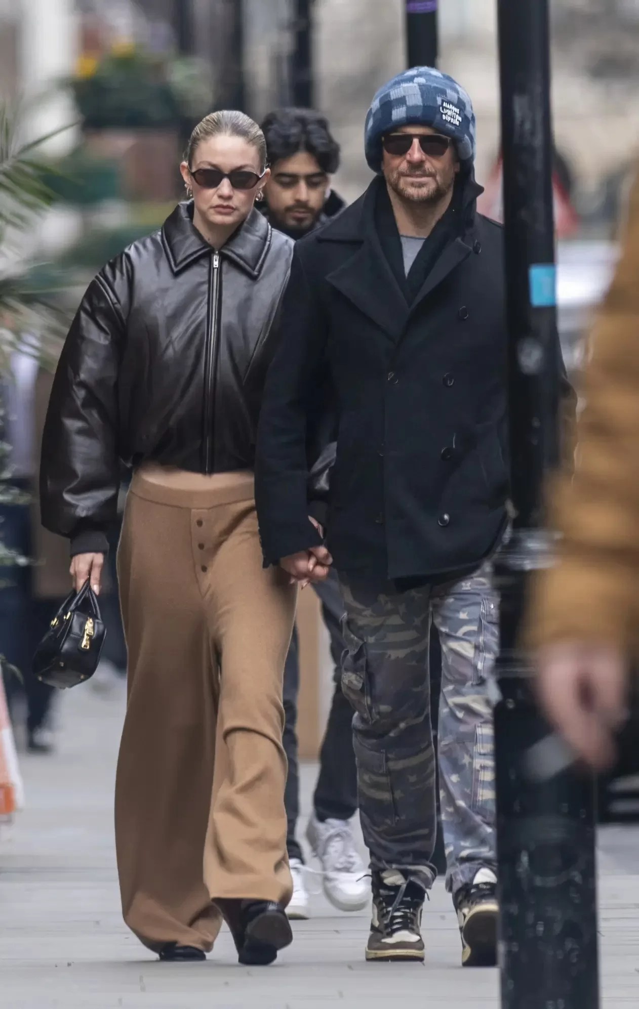 Gigi Hadid e Bradley Cooper (Foto: reprodução/GoffPhotos/PageSix) Lorena Bueri