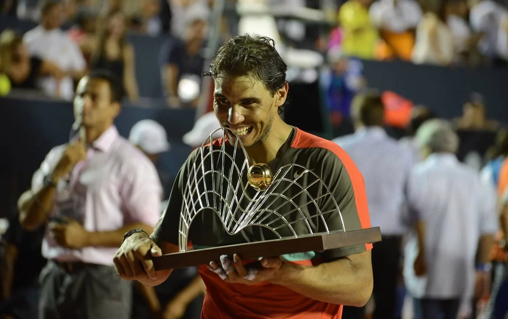 Rafael Nadal foi o primeiro campeão do Rio Open (Foto: reprodução/Rio Open) Lorena Bueri