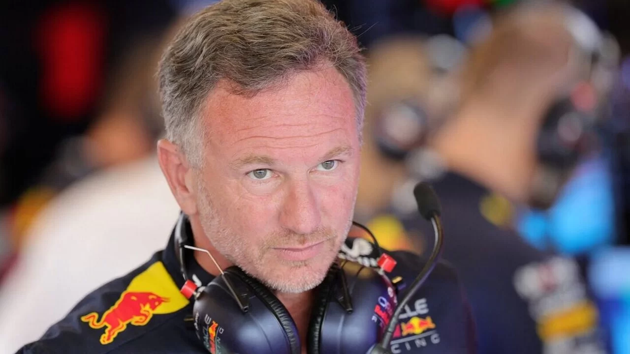 O diretor da equipe, Christian Horner