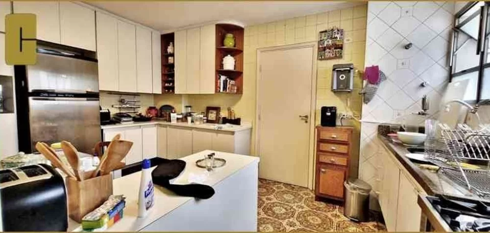 Cozinha do apartamento à venda de Luana Piovani (Foto: reprodução/Cifra Chomes) Lorena Bueri