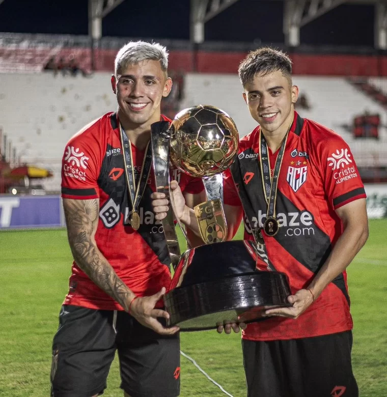Atlético Goianiense conquistou o tri campeonato goiano de forma consecutiva (Reprodução/Instagram/Atlético-GO/Ingryd Oliveira) Lorena Bueri