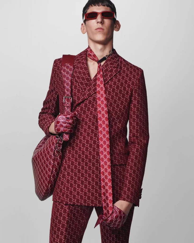 Nova campanha masculina Gucci 2024 (Foto: Reprodução/David Sims) Lorena Bueri