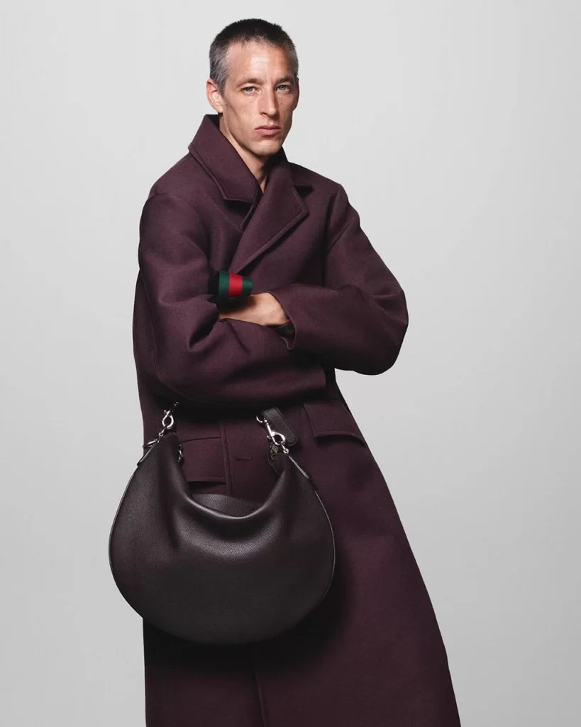 Nova campanha masculina Gucci 2024 (Foto: Reprodução/David Sims) Lorena Bueri