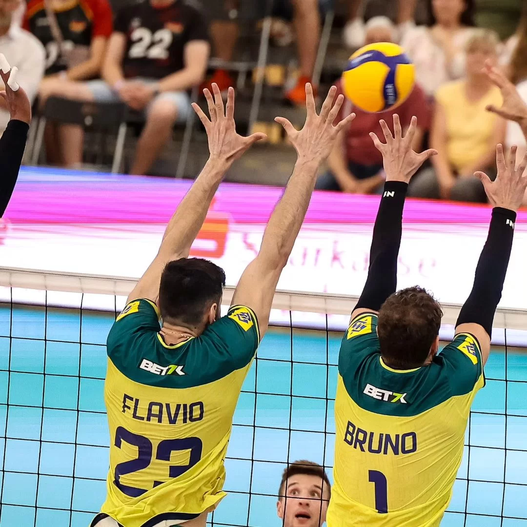 Registro dos jogadores Flavio e Bruno (Foto: reprodução/Instagram/@cbvolei) Lorena Bueri