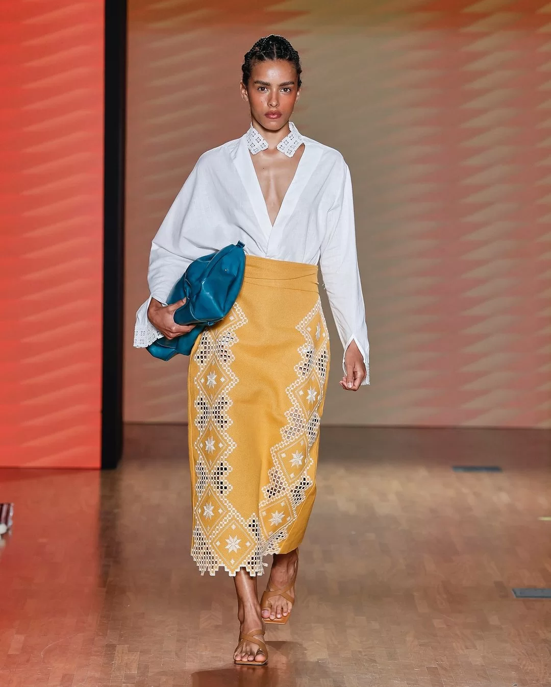 Desfile da Ângela Brito (Foto: reprodução/Instagram/@spfw) Lorena Bueri