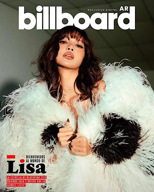 Na capa da Billboard Argentina, Lisa revela os bastidores de sua carreira solo e o apoio incondicional de seus fãs (Foto: reprodução/Joelle Grace Taylor/Billboard) Lorena Bueri