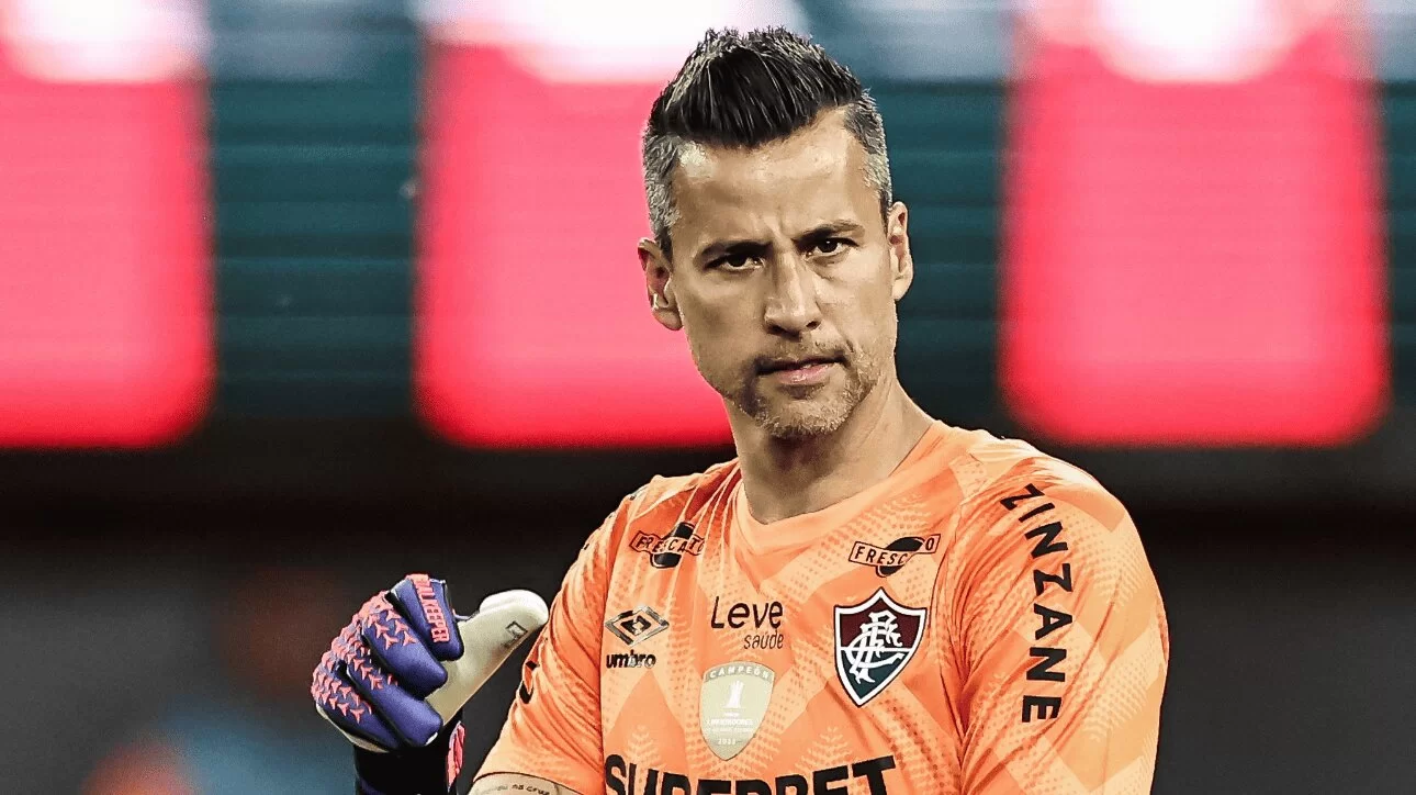 Goleiro Fábio