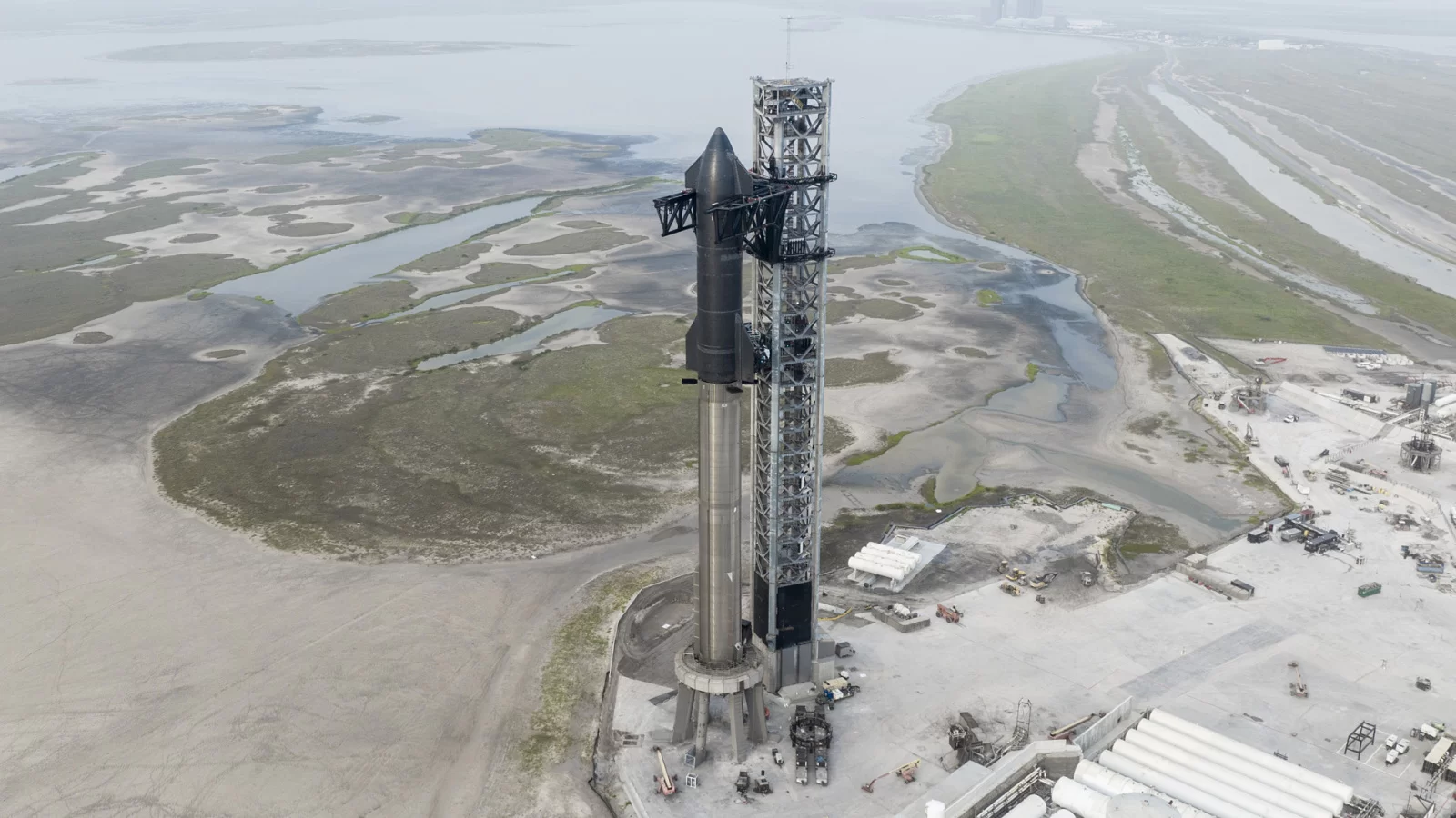 Base de lançamento da Starship, um dos ambiciosos projetos da SpaceX, empresa de Musk (Foto:reprodução/SpaceX)