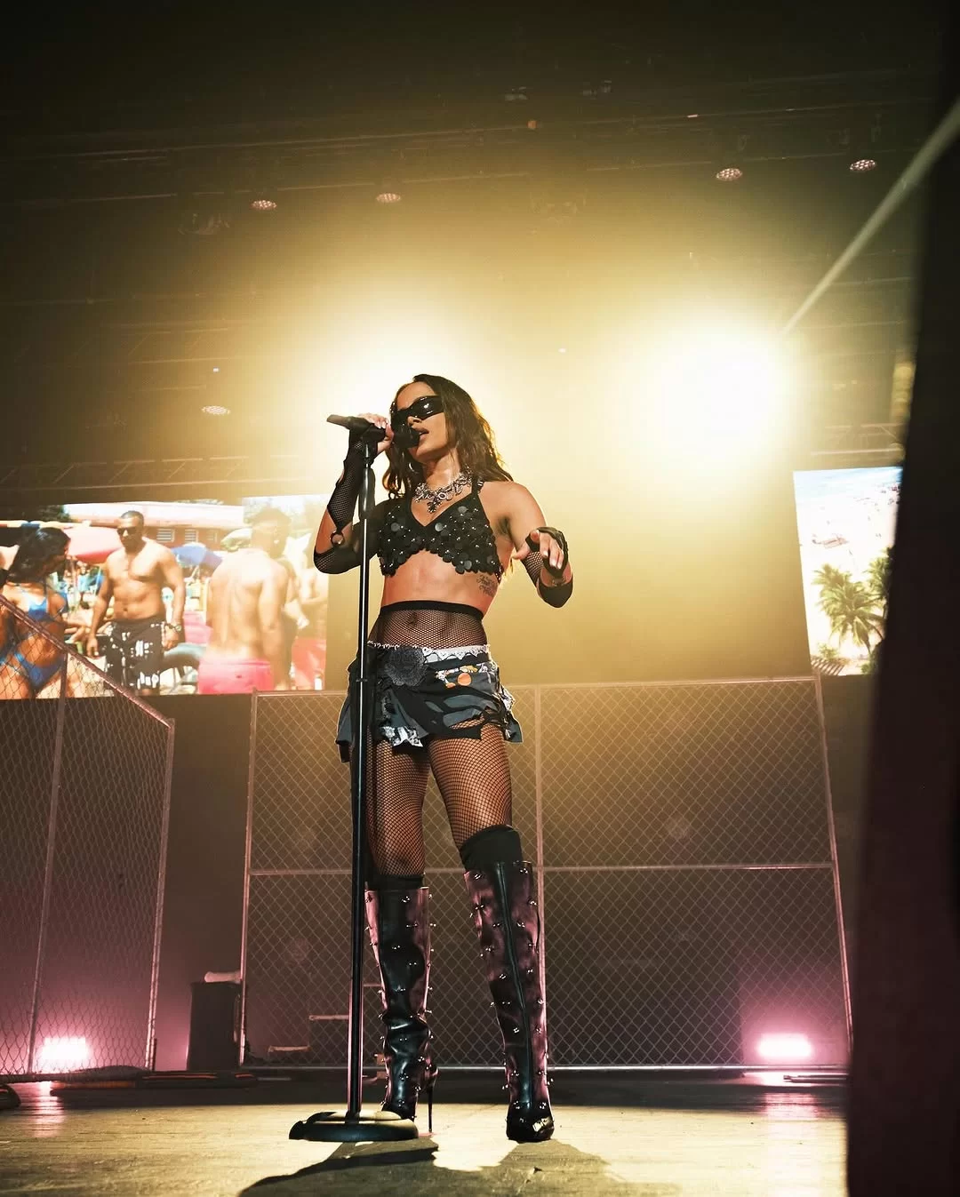 Anitta em Funk Experience (Foto: reprodução/Instagram/@Anitta) Lorena Bueri