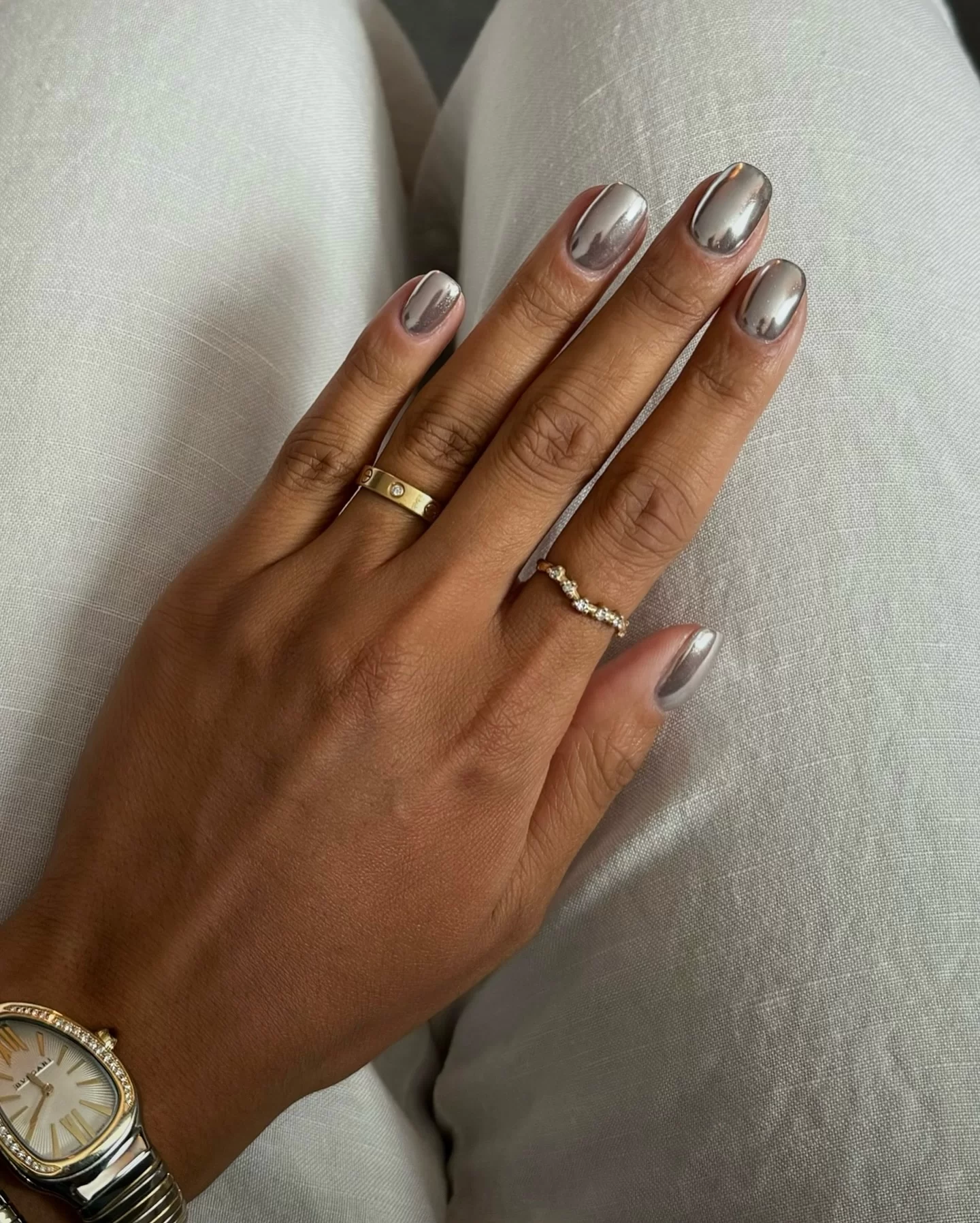 Nail art com efeito espelhado (Foto: reprodução/Instagram/@iramshelton) Lorena Bueri