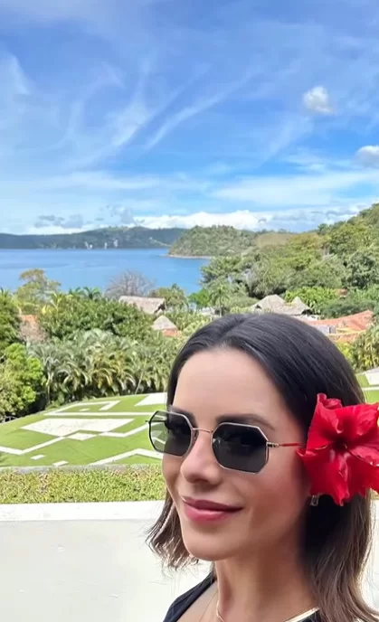 Sandy durante viagem à Costa Rica. Foto (reprodução/ Instagram/ @sandyoficial) Lorena Bueri