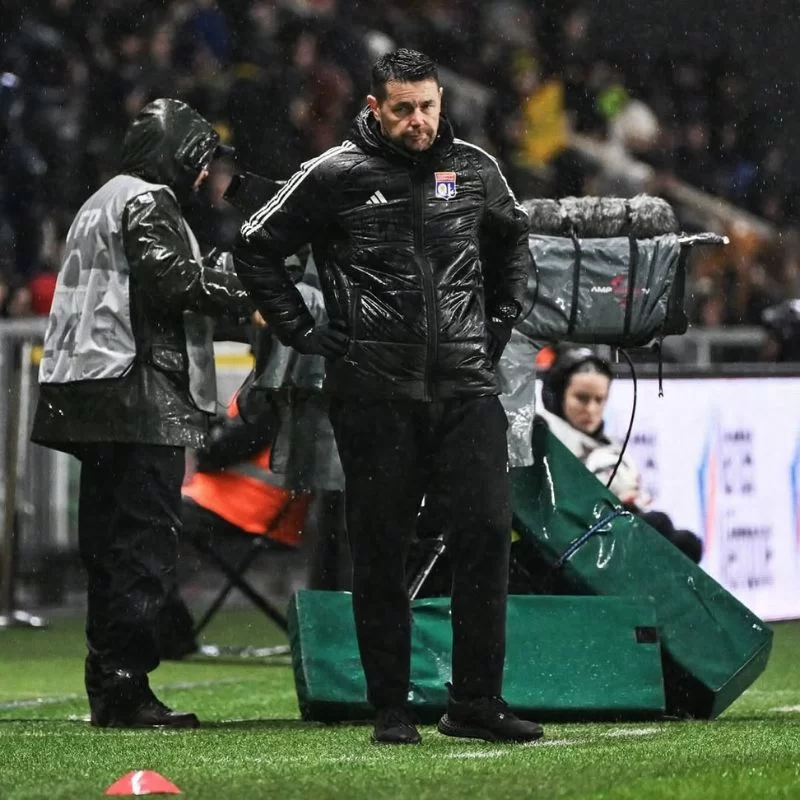 Sage deixa Lyon em momento turbulento para o Lyon (Foto:reprodução/Instagram/@optajean)