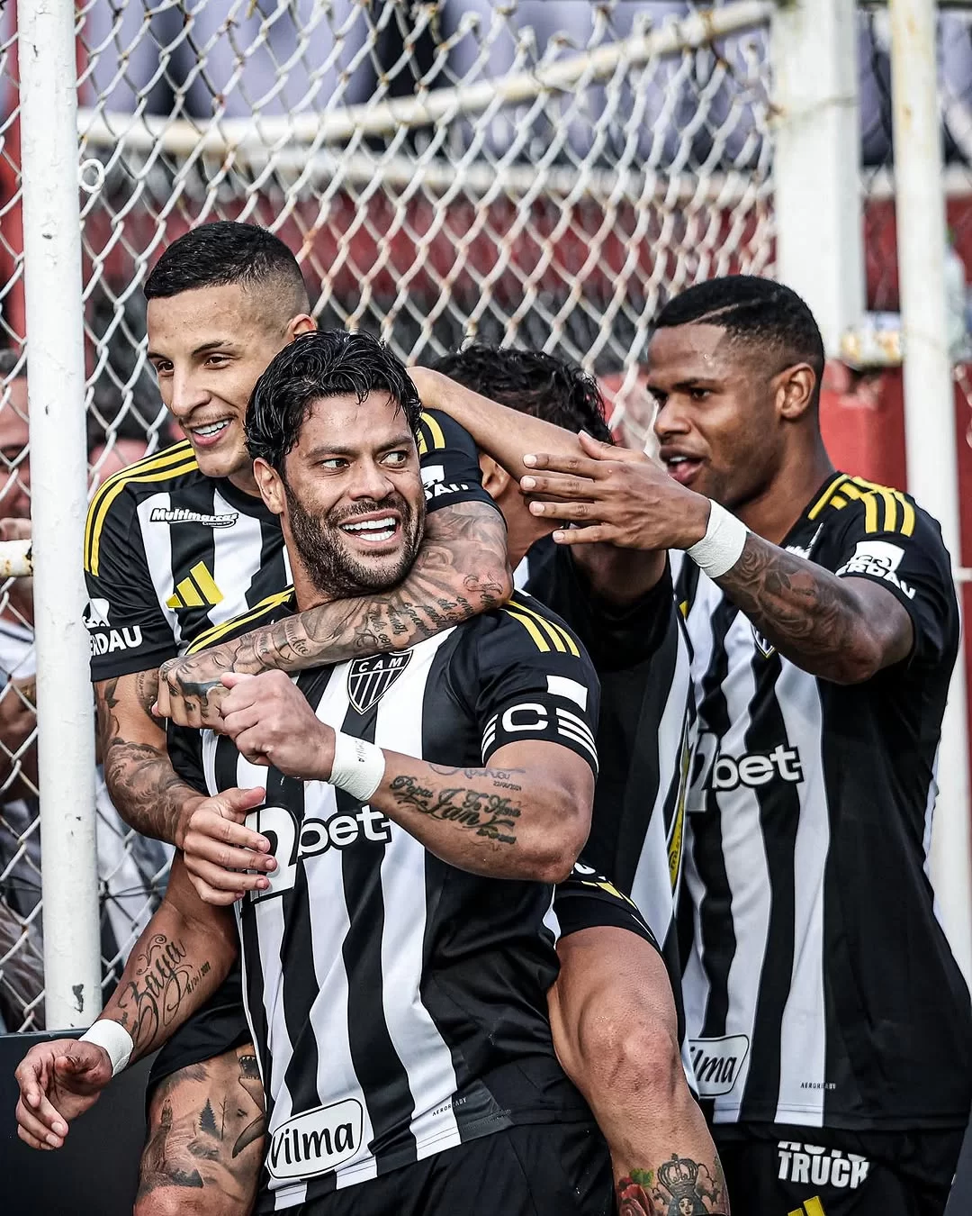 Hulk Paraíba e equipe