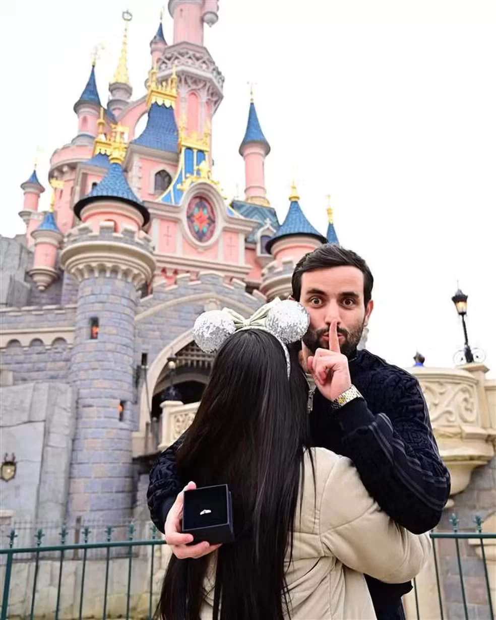 Pedido de casamento de Alegrete à Isabelle Nogueira aconteceu em Paris (Foto: reprodução/Instagram/@bahmatteus) Lorena Bueri