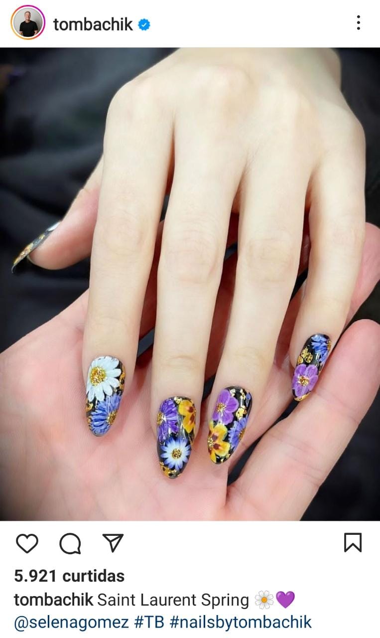 Adesivos de unhas floral preta filha única