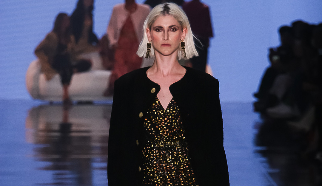 Tendências de cabelo chamam atenção na SPFW Lorena Bueri