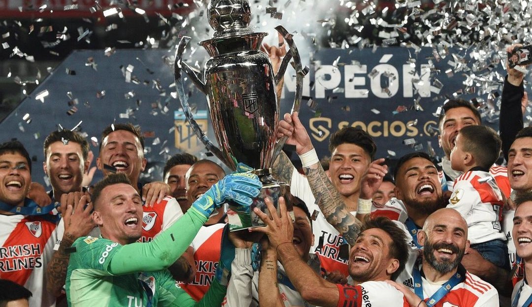 River Plate é campeão argentino após 7 anos Lorena Bueri