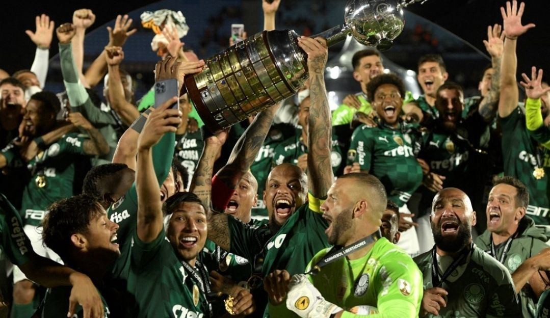 A AMÉRICA É ALVIVERDE! Palmeiras vence o Flamengo e se consagra campeão da Libertadores