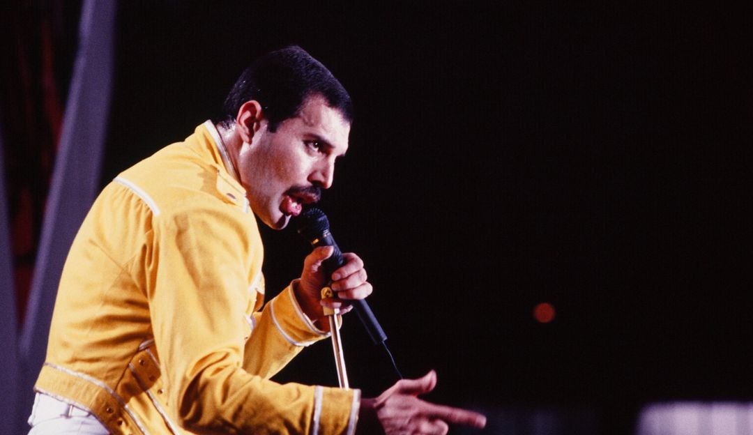 'Fantástico' faz especial de 30 anos da morte de Freddie Mercury Lorena Bueri