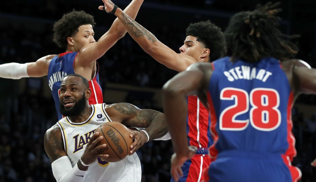 Após confusão no último jogo, Lakers vencem Pistons novamente