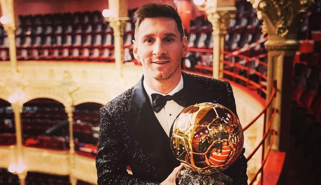 Messi é eleito o melhor do mundo de novo Lorena Bueri
