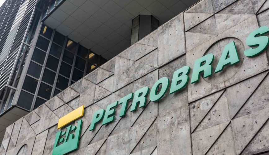 Petrobrás tem recuo e faz nova proposta sobre o reajuste de 50% do gás natural Lorena Bueri